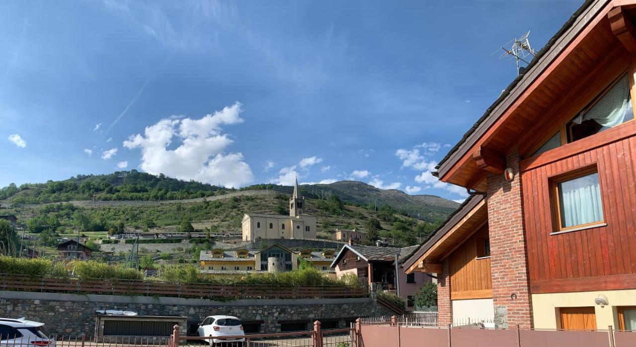 Casa Vacanze Anais Nus Kültér fotó
